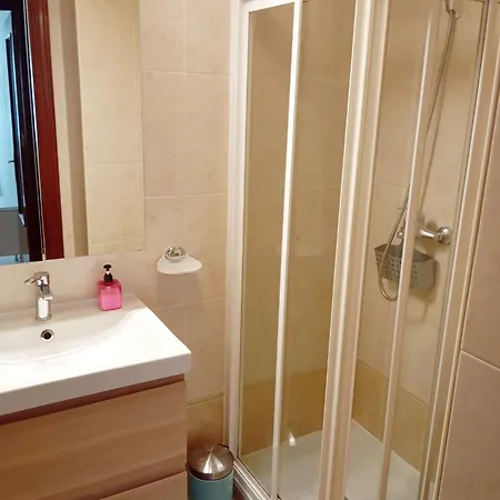 Apartment 3 Bed, Paloma Park *